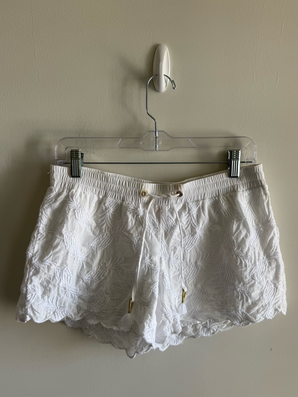 Lilly Pulitzer Pineapple Print White Soft Cotton Shorts